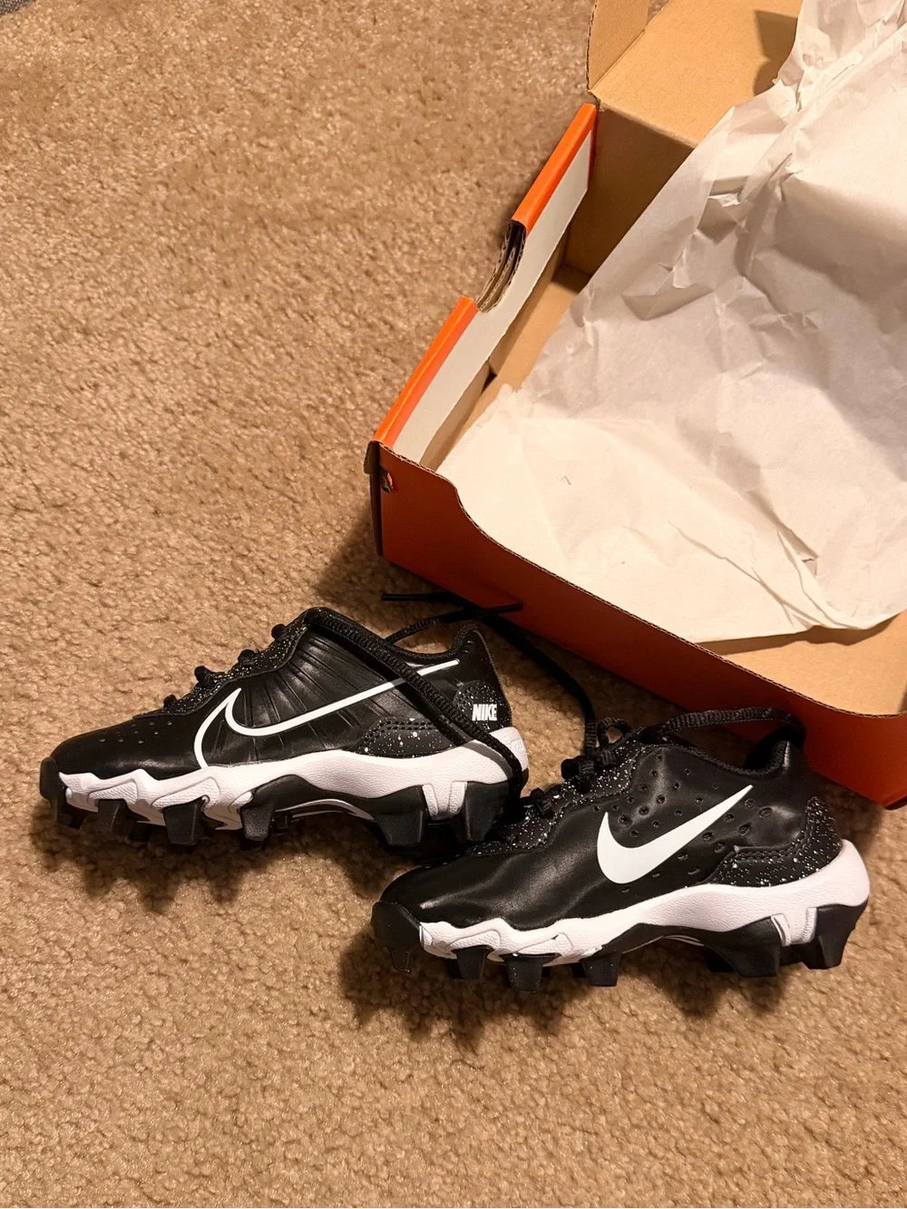 Nike Alpha Huarache 4 Keystone Baseball Cleats Kids 10C Black White NEW